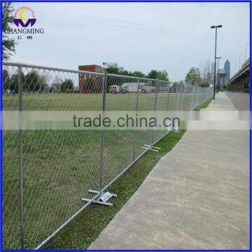 Long services time portable diamond fence panel for security