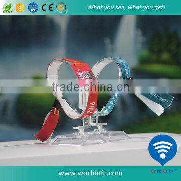 China Manufacturer OEM 13.56mhz Nylon RFID Bracelet