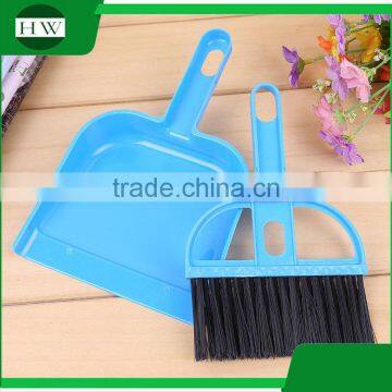 Mini Plastic Dust Table Keyboard Cleaning Brush With Dustpan photo-4