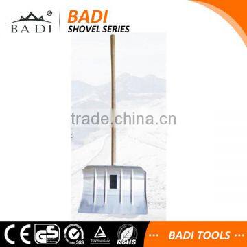 long wooden hande aluminum blade snow shovel for home and outside