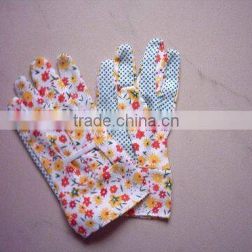 Garden glove