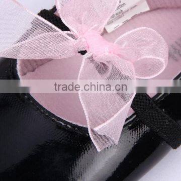 New Baby Leather Shoe Cheap Wholesale Shoe in China Girls Princess Leather Shoes With Pink Ribbon photo-4