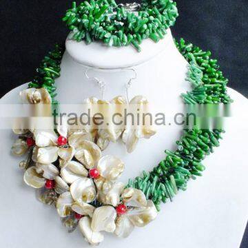 Free shipping!!! Beauty design for bride with green coral and shell flower necklace earrings and bracelet