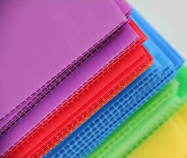 Painéis de plástico corrugado Premium PP – Folhas ocas ecologicamente corretas e resistentes