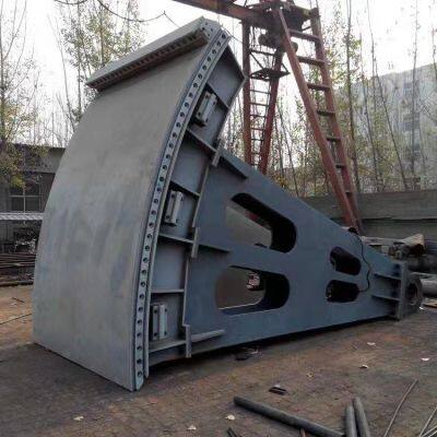 Egyptian manufacturer supplies steel sluice gates and curved reservoir hydraulic steel gates.