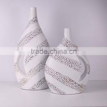 Simple modern stylish white square pattern small mouth vase display space living room model room furnishings