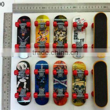 Finger skateboards