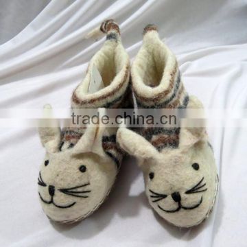 Custom Winter Felt Shoes Wholesale nepali pure wool felt hand made shoes