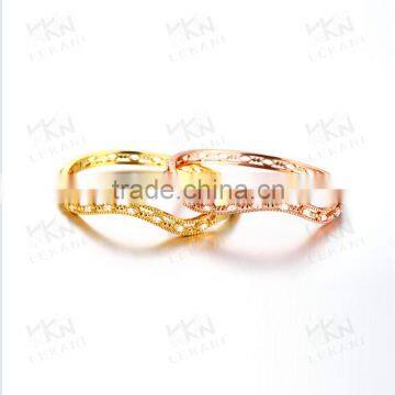 New design bending hollow bangle