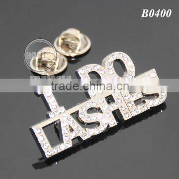 Rhinestones Souvenir Brooch Zinc Alloy Silver Color Crystal Badge Metal Custom Letter Lapel Pin