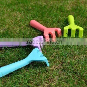 plastic garden rake,small plastic rake