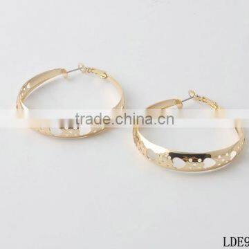 Heart gold hoop earrings