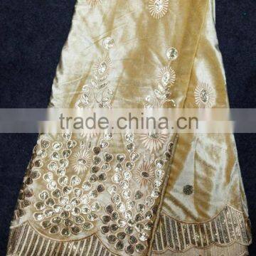Latest Fashion Dress Nigerian Velvet Lace Flower Embroidery Fabric for Design Dresses