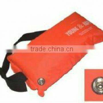 Auto suction for driver of inflatable pillow