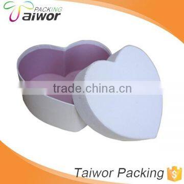 Fashion Glossy Varnishing Paper Heart Shaped Boxes