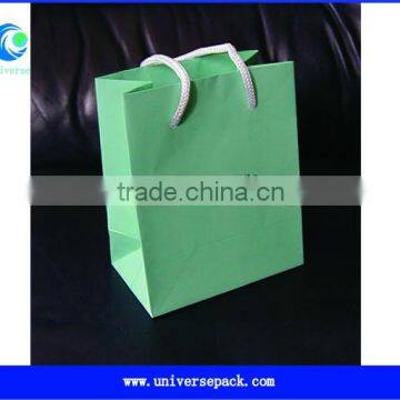 Personal Light Green Paper Bag Custom Tote Bags Made In China For Packing Goods