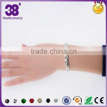 Top sell new design friendship Titanium hand chain bracelet for girl