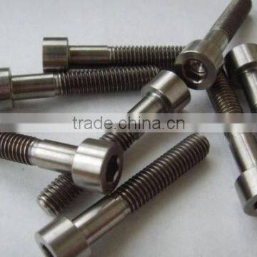 Precision Customized Titanium Screws