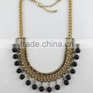 Temperament black pearl gold necklace