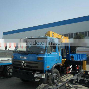 Famous brand dongfeng 4-5T /truck mounted hydraulic cranes truck with crane