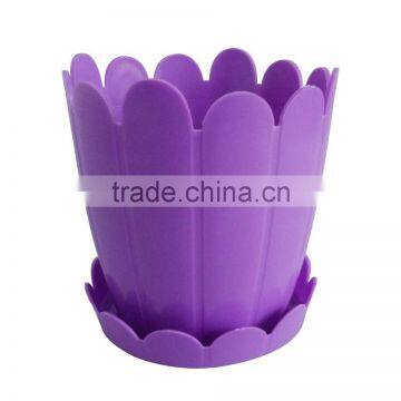 Purple Plastic Fence Pot With Saucer photo-2