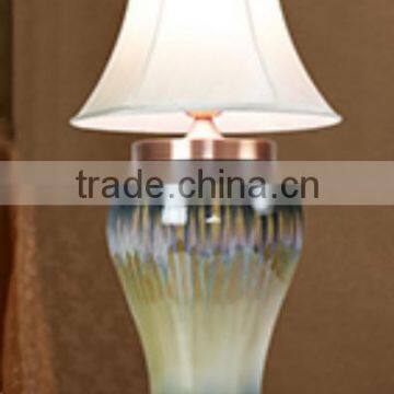 Gold Color Fasion Design Porcelain Studio Table Lamp photo-3
