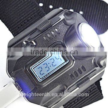 2016 Hot Waterproof Tactical R5 Rechargeable LED Flashlight Torch Wrist Light Lamp 3-Mode photo-4