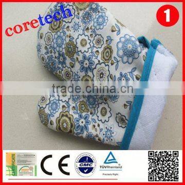 Hot Sale Heatproof Blue and White Oven Mitt Factory photo-3