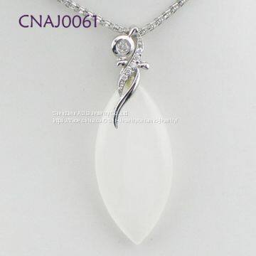 OEM / ODM Silver Jade Jewelry White Pendant Nickle And Lead Free