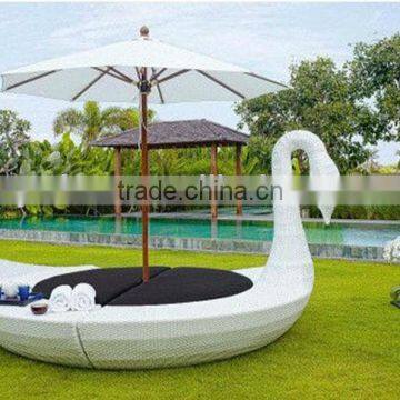All Weather Outdoor Round Rattan Daybed photo-3