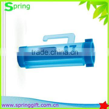 fashion plastic round toothpaste squeezer