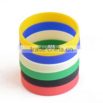 in Bulk Manufacture Decorated Rubber Silicone Bracelet