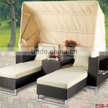 Indoor wicker chaise lounge chairs