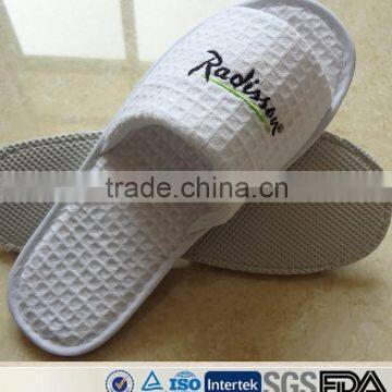 2015 cheap white waffle washable hotel slipper