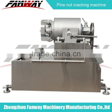 Hot sale factory supply pistachio nuts cracking machine / pistachio nuts cracker