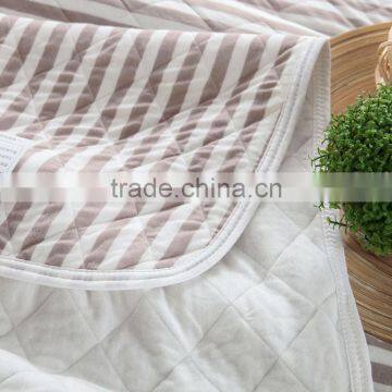 HOT SALE 100% Pure Catton Summer Comforter/ 2016 NEW Style/fashion Stripe/conditioning Quilts-1pc Quilt photo-2