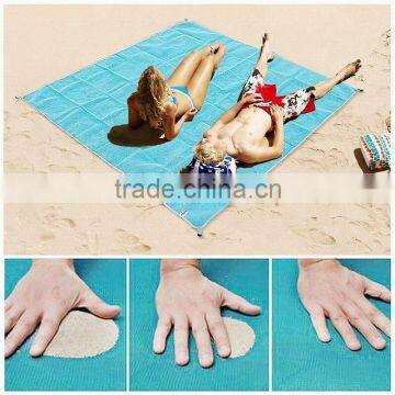 56'' x 78'' Sand Proof Beach Travel Blanket With Pouch