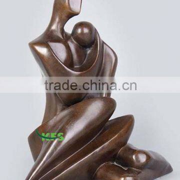 Bronze abstract mother and baby statue