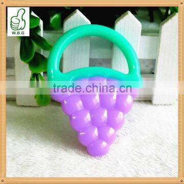 Customized BPA free fruit shape food grade silicone teether for babis