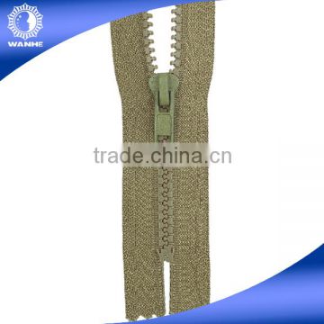 Plastic Zipper with Thumb puller for Colombia