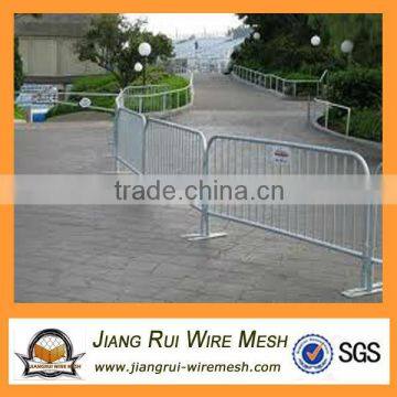 crowd control interlocking barrier