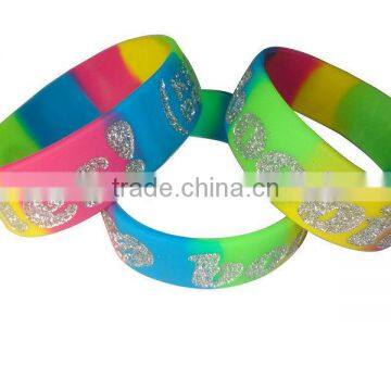 Rainbow colorful vogue wide unisex friendship bulk charm bracelets silicone handcuff bracelet