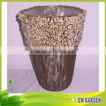 Eco-friendly Glassical Outdoor Decorative Bark Wooden Garden Barrel