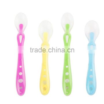 New Arrival Feeding Supplies BPA Free Silicone Flexible Tip Baby Weaning Spoon, Gift Set