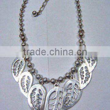 fashion necklace