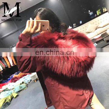 2016 Hot Sale Wholesale Cotton Winter Coat Large Raccoon Fur Hooded Real Wolf Fur Lining Parka for Women