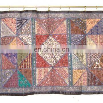 Wholesale Manufacturer Old Sari Patchwork Tapestry Wall Hangings and Tabel Runner photo-4
