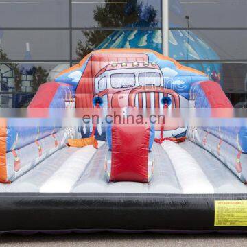 Strong Man Themed Bungee Run Jeu Gonflable Inflatable Wipeout Game