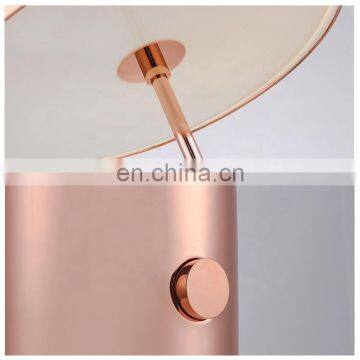 Современный ночник из металла с розовым золотом для гостиной photo-5