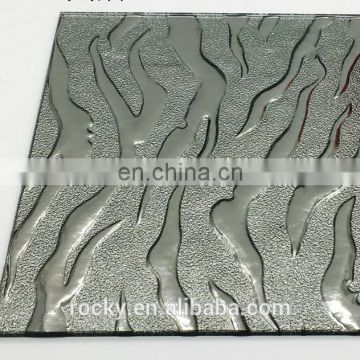 Color patterned glass mirror for decoration